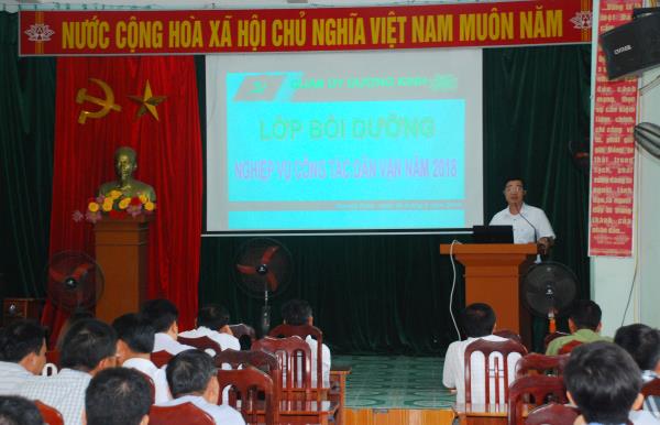 Quận ủy Dương Kinh: Nâng cao nhận thức về đường lối của Đảng đối với công tác dân vận